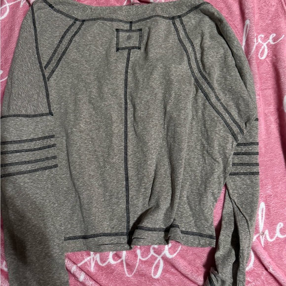 NWOT Free People Movement Imagination Layer Top - Picture 6 of 10